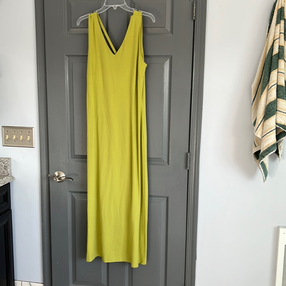 Brand New Talbots Size Medium citrine/chartreuse slinky dress